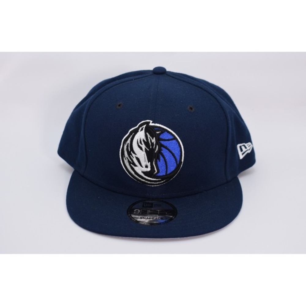 New Era 9FIFTY Dallas Mavericks NBA Flat Adjustable Snapback Cap Hat Navy NWT